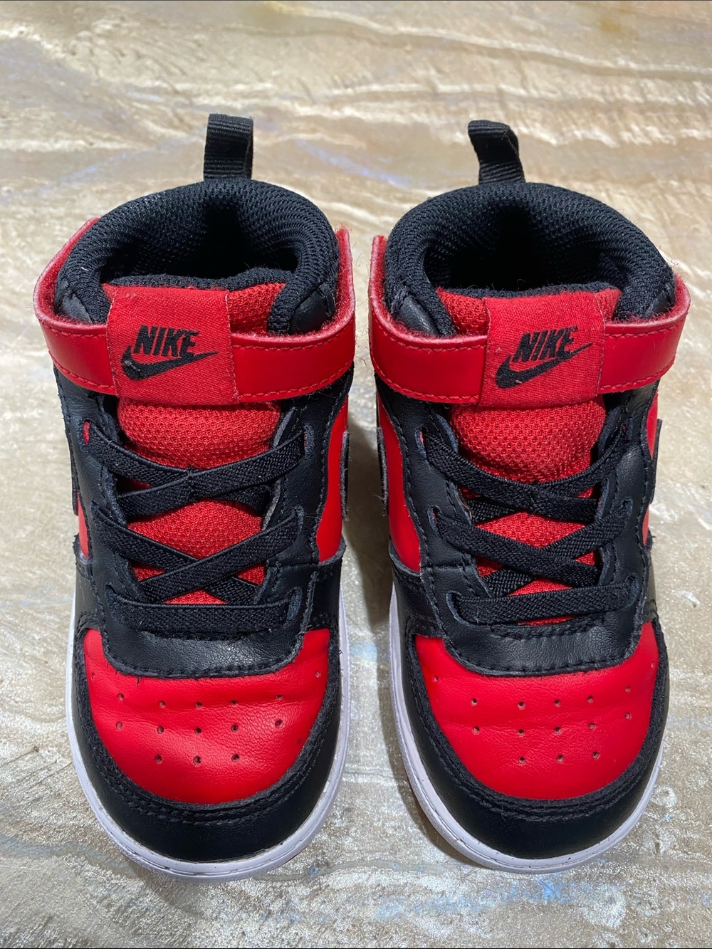 Nike Kids' Court Borough Mid Red and Black Sneakers Kid’s Size US 8C Preowned